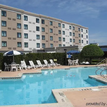 Holiday Inn Hasbrouck Heights-Meadowlands By Ihg 